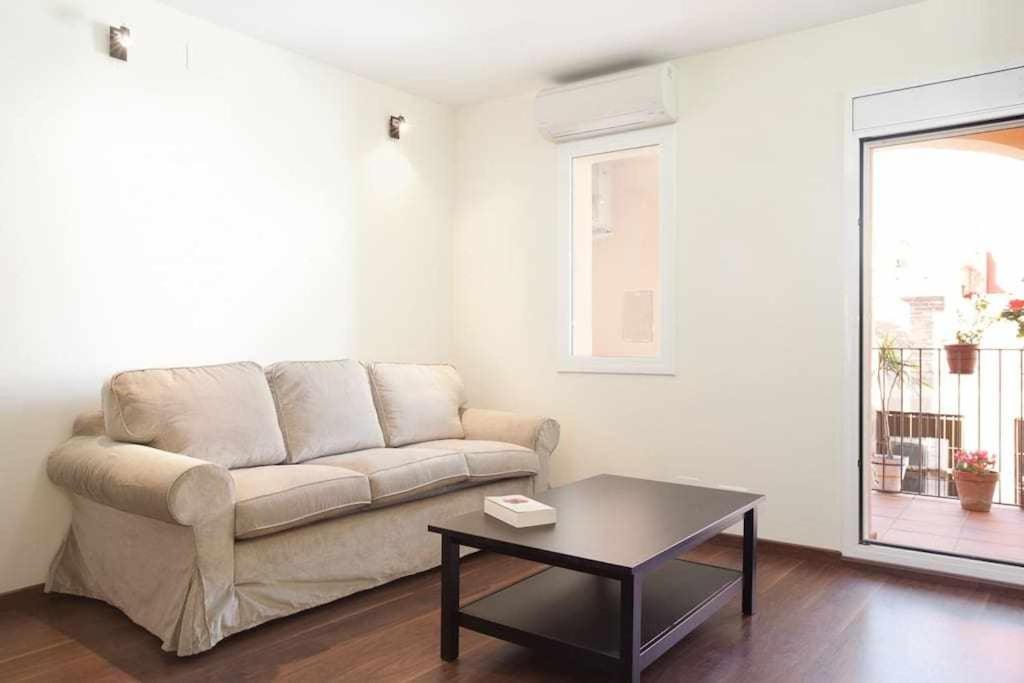 Apart Centrico Con Terraza En Gracia Barcelona Ngoại thất bức ảnh