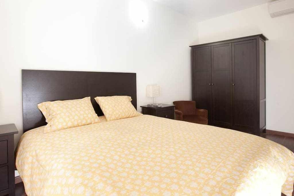 Apart Centrico Con Terraza En Gracia Barcelona Ngoại thất bức ảnh