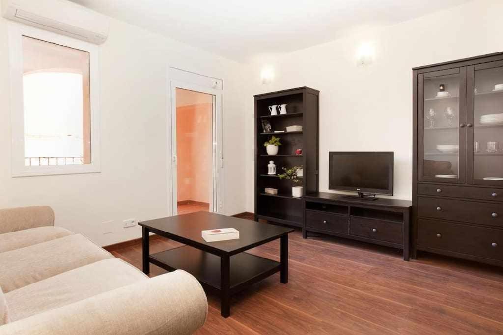Apart Centrico Con Terraza En Gracia Barcelona Ngoại thất bức ảnh